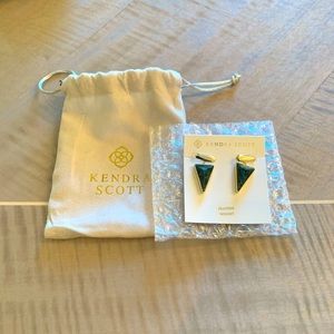 NWT Kendra Scott Vivian Drop Earring Gold / Green
